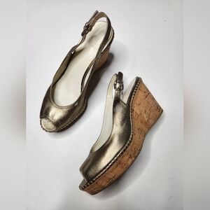 Stuart Weitzman Size 8.5 Metallic Leather Wedge Sandals